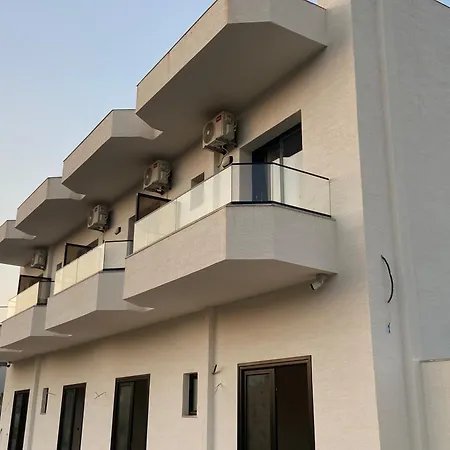 Apartment Karafili House *