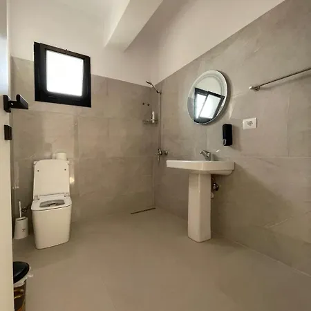 Apartment Karafili House Ksamil