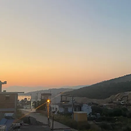 Διαμέρισμα Karafili House Εξαμίλιο