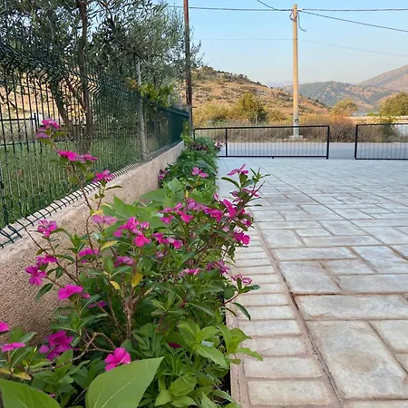 Karafili House Ksamil