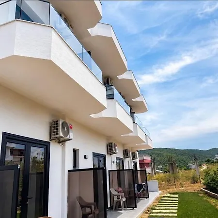 Karafili House Ksamil