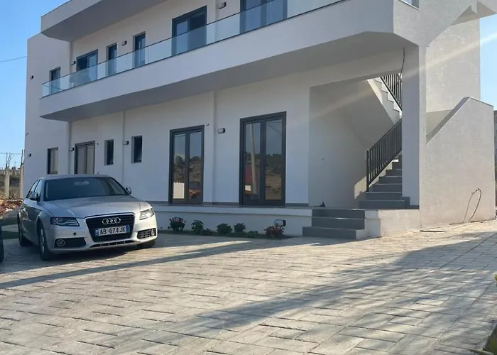 Karafili House * Ksamil