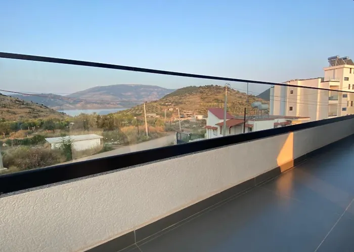 Appartement Karafili House *