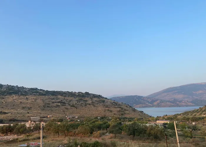 Appartement Karafili House