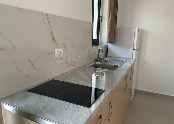 דירה Karafili House קסאמיל